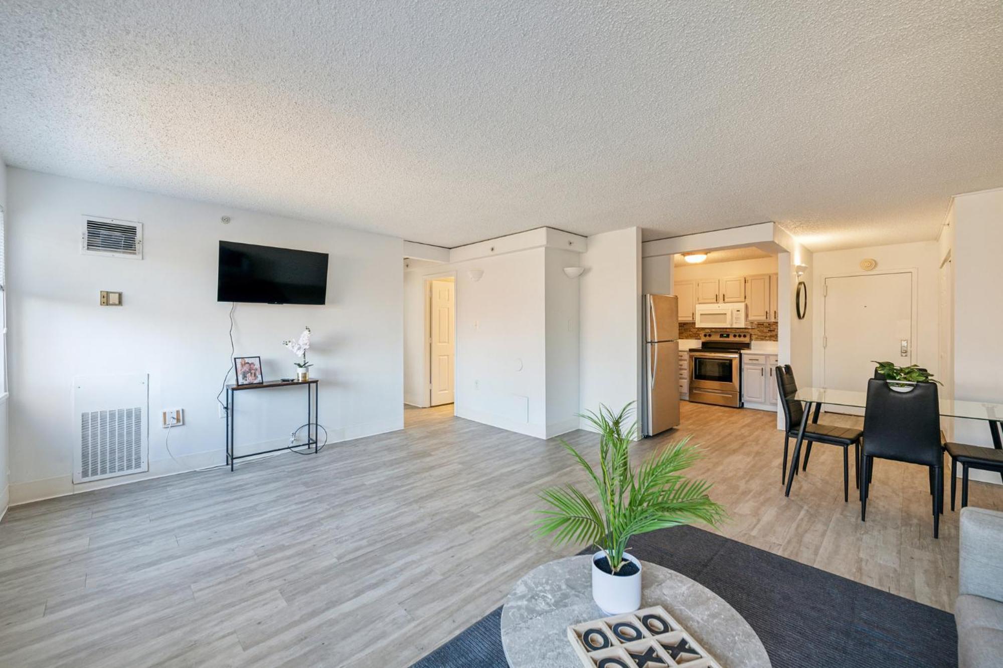 Legacy At Imperial Village 517 I 2 Bed 2 Bath * Richmond